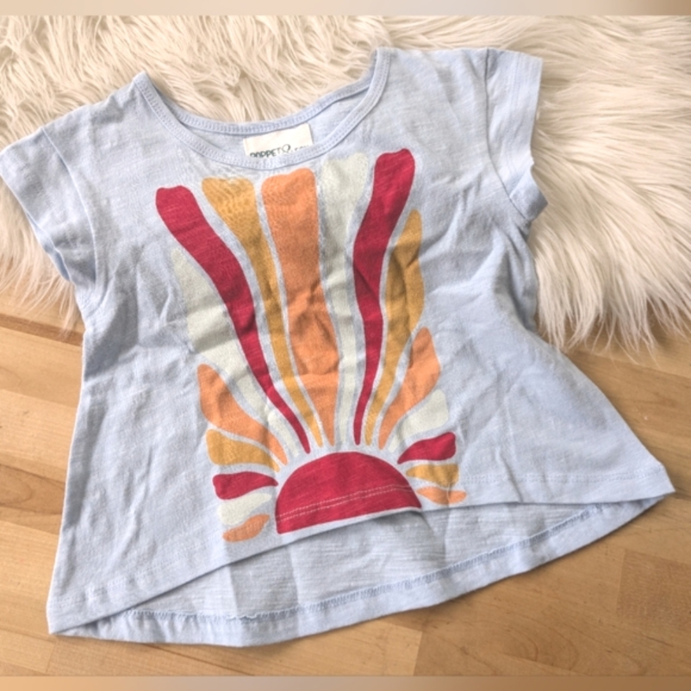 {Poppet & Fox} NEW Colorful Kids Shirt with Sunburst Design